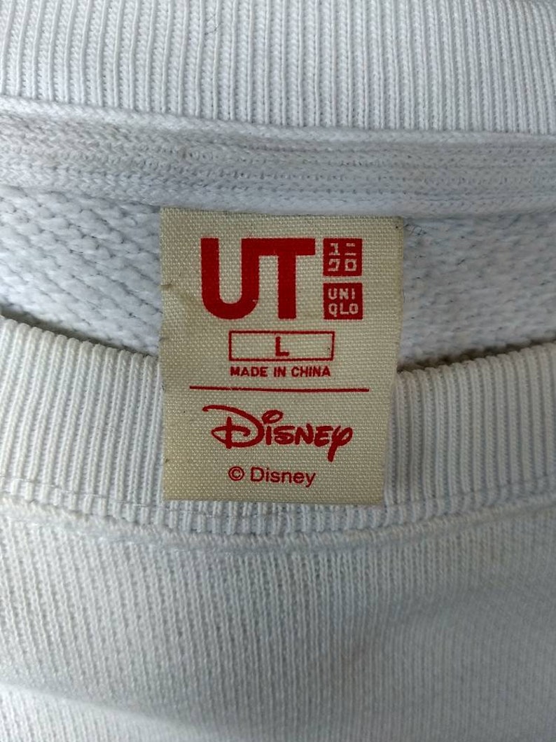 Uniqlo Oswald the Lucky Rabbit Sweatshirt,size L,white Colour,crew Neck ...