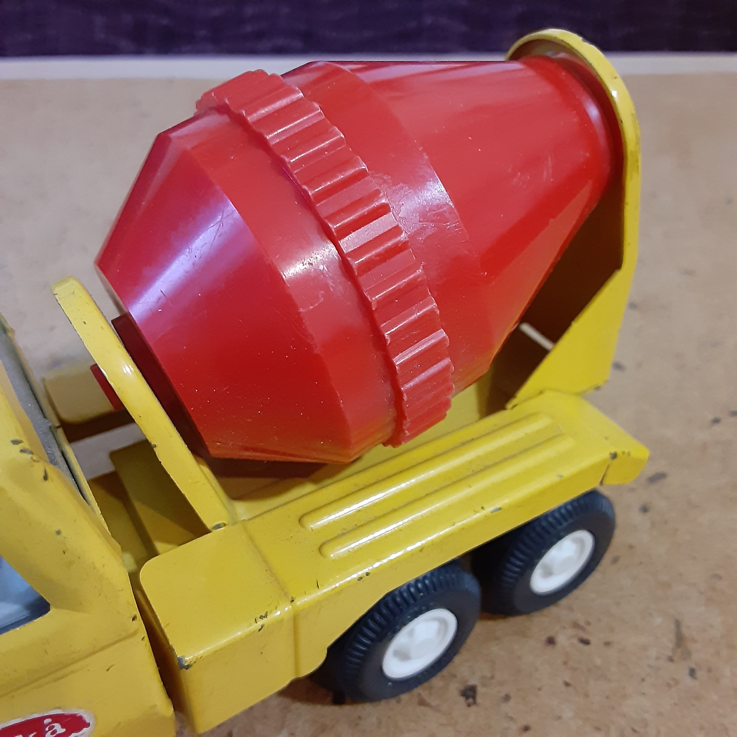 Vintage tonka sales concrete truck