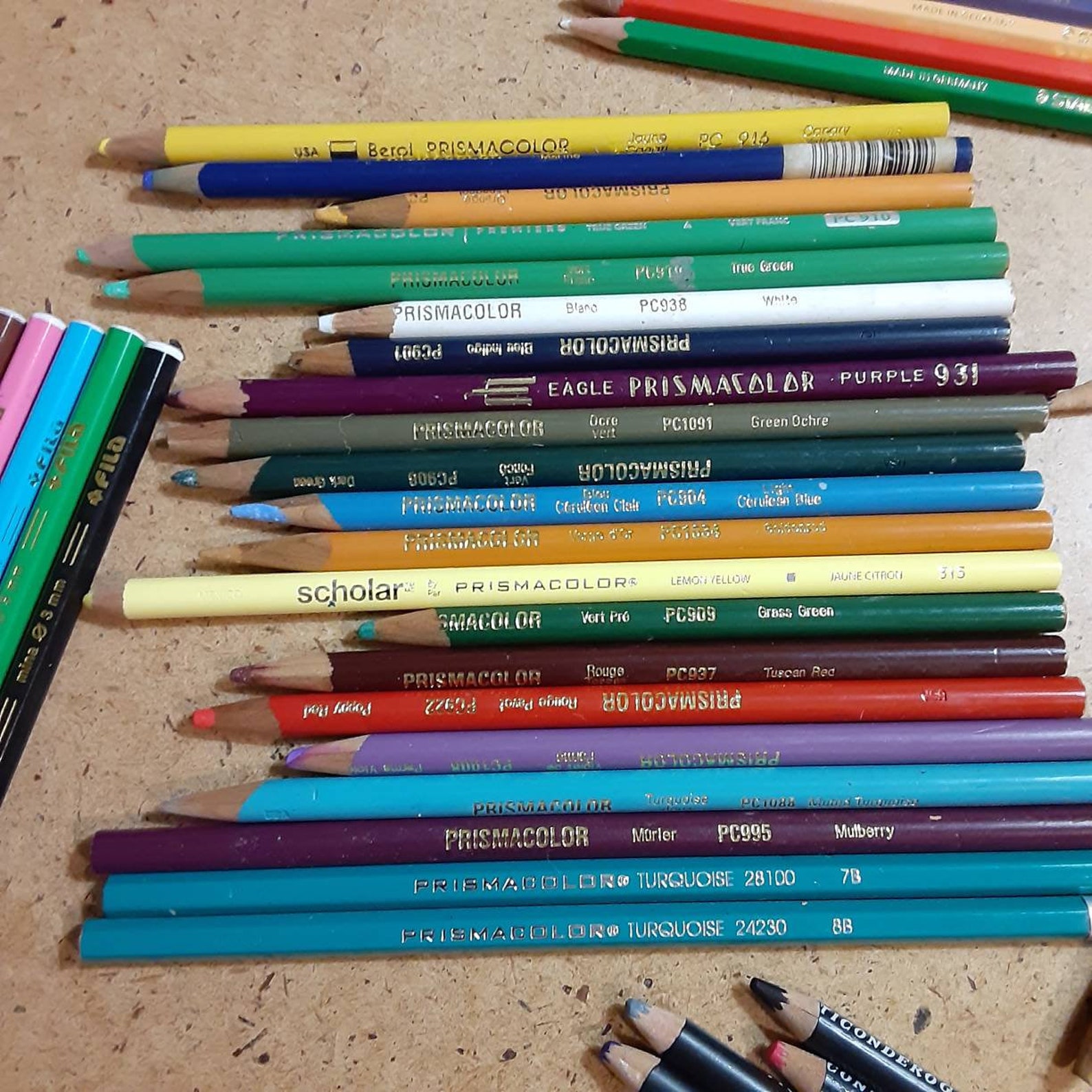 60 crayons de couleur de qualité artiste et étudiant Etsy