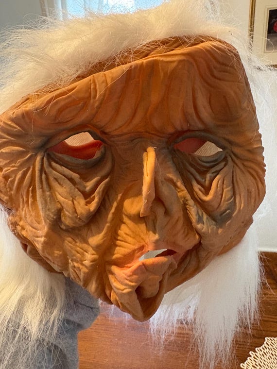 Vintage Halloween Face Mask, Halloween Face Mask, Vintage Halloween Costumes, Halloween Costumes, Green Halloween Face Mask, Halloween.