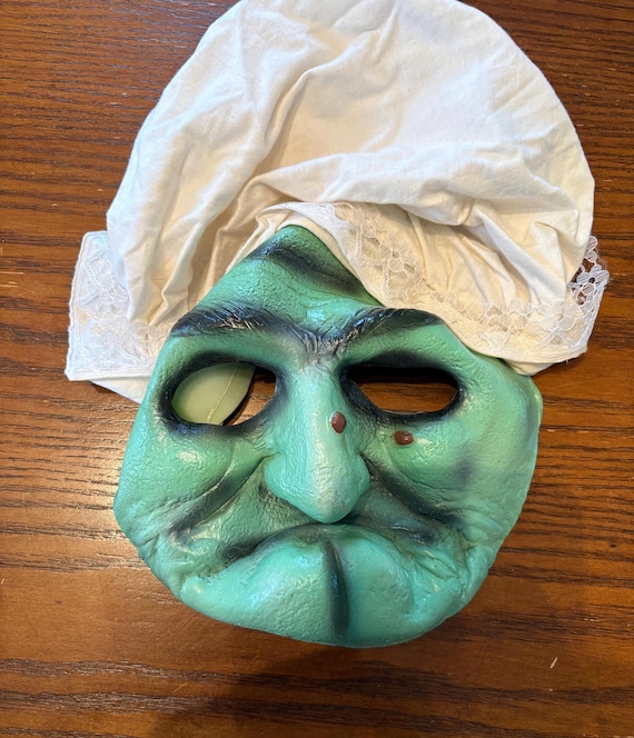 Vintage Halloween Face Mask, Halloween Face Mask, Vintage Halloween Costumes, Halloween Costumes, Green Halloween Face Mask, Halloween.