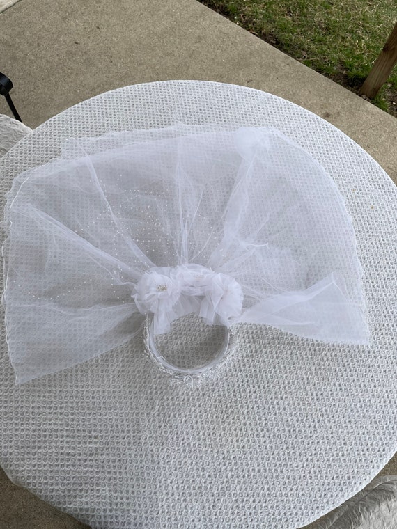 Vintage White Beaded Communion Veil, Vintage Comm… - image 3