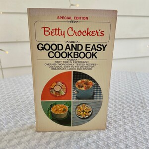 Vintage Betty Crockers Good And Easy Special Edition Cookbook, Vintage Betty Crocker Cookbooks, Betty Crocker Cookbook. Vintage cookbooks