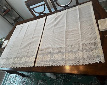 Vintage White Lace Curtains, Vintage Lace Curtains, Shabby Chic Curtains, White Curtains, white kitchen curtains , lace curtains.