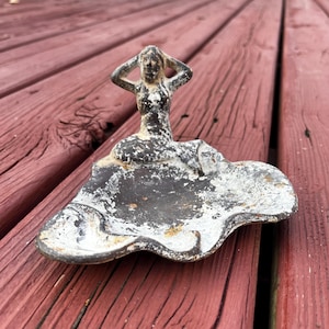 Vintage Cast Iron Mermaid Soap Dish, Mermaid Soap Dish, Rustic Bathroom Decor, Mermaids, Mermaid Bathroom, Vintage Mermaids.