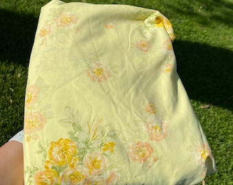 Vintage Twin Fitted Yellow Floral Sheet, Vintage Twin Bed Sheets, Vintage Yellow Sheets, Floral Sheets, Twin Yellow Sheets,