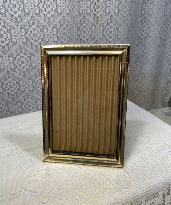 Vintage 5x7 Ornate Gold Metal Picture Frame vintage 5x7 Etsy