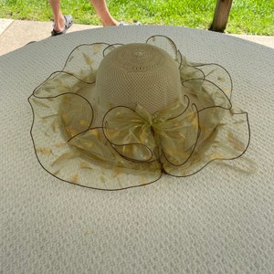 Vintage Sun Hat Gold Feathers, Vintage Sun hats, Vintage Kentucky Derby Hats, Straw Sun Hats, Sun Hats. image 9