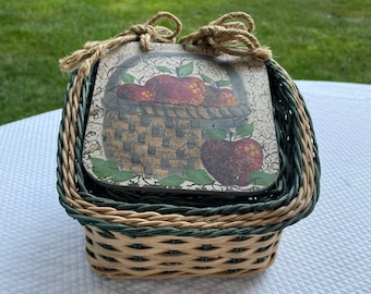 Vintage Apple Fruit Basket, Vintage Red Apples, Apple Kitchen Decor, Apple Decorations, Vintage Red Kitchen,Apple basket decor.