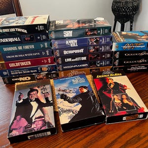 James Bond VHS Movie Tapes, Lot Of James Bond Movies, Vintage 007 VHS Tapes, James Bond, 007, Lot Of James Bond Movies, James Bond VHS.