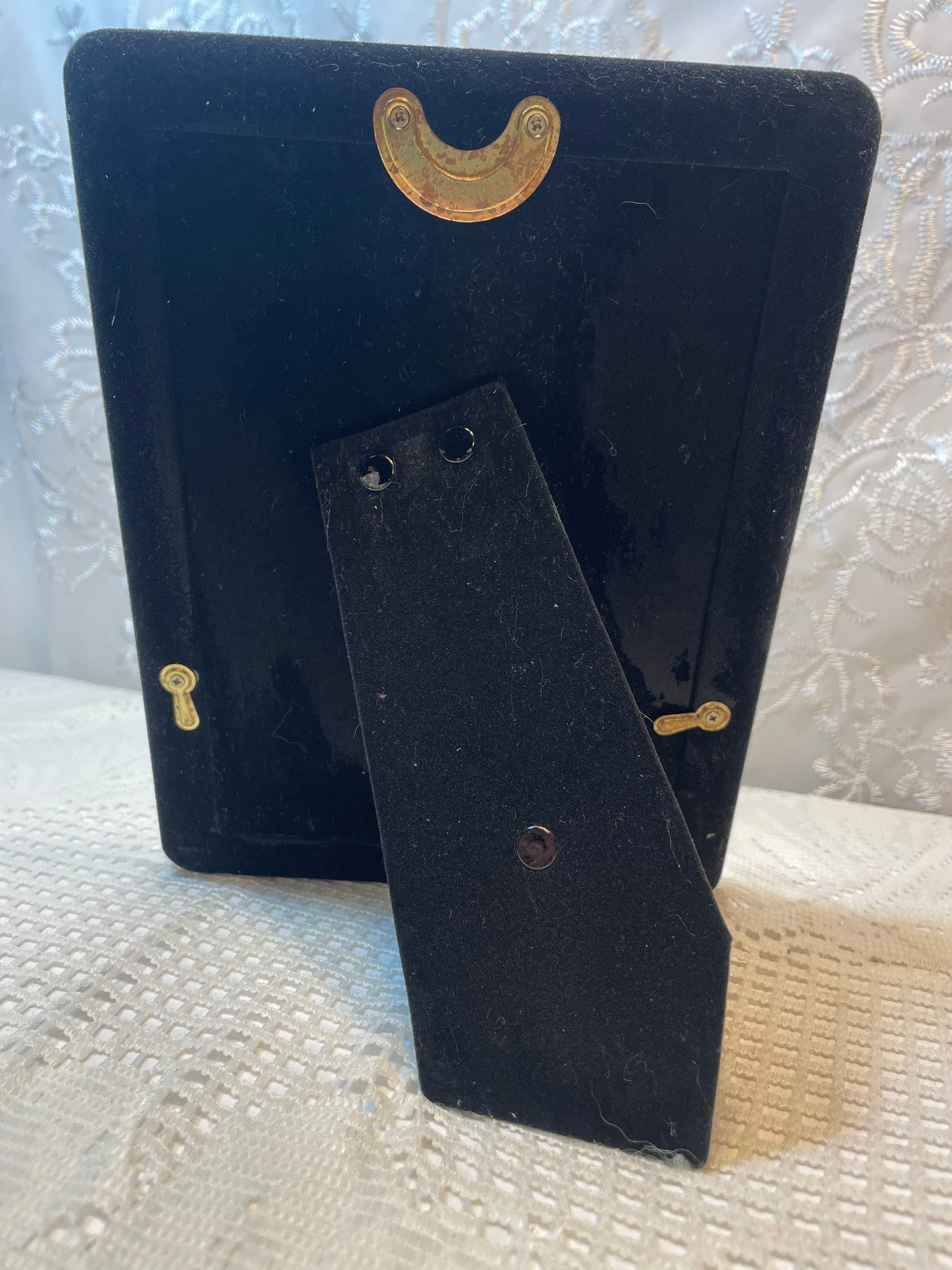 Vintage 5x7 Gold Metal Picture Frame vintage 5x7 Picture Etsy