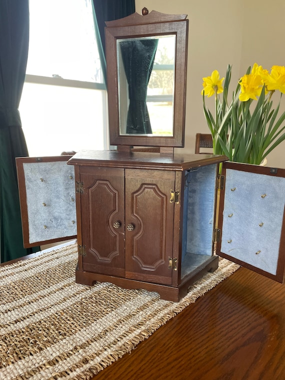 Vintage jewelry box blue - Gem Vintage jewelry box blue - Gem
