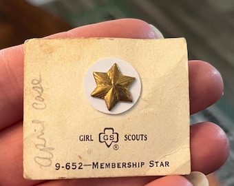 Vintage Girl Scout Pin, Brownies Pins, Vintage Brownies Pins, Vintage Girl Scout Pins.