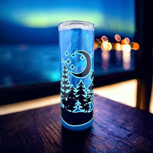 Handcrafted Northern Light Tumbler - 20 oz Insulated Stainless Steel Travel Mug with Lid