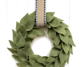 Mini Magnolia Felt Leaf Wreath/Felt Cabinet Door Wreath/Holiday Chair Back Wreath/Farmhouse Christmas Wreath for Kitchen Cabinets