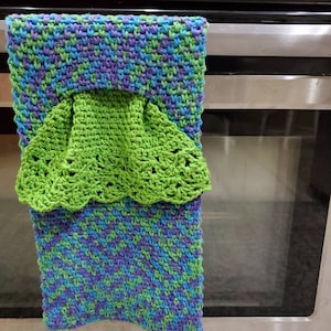 Kitchen hand towel ....won&#39;t fall off the stove door when you open it!