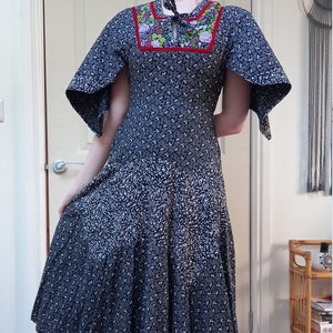 Vintage Womens 70s Cottagecore C&A Floral Prairie Dress Size 6-8