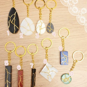 Resin Key chain Kintsugi customizable image 1