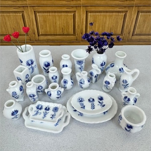 Dollhouse vases, Miniature сeramic pots and vases, Mini porcelain vases, Tiny Vase for Cat Whiskers, 1:12 Scale Flower Vase