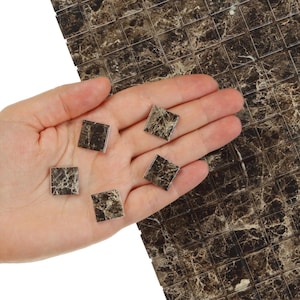 ドールハウス用大理石フローリング、ホビーミニチュアフロアタイル、1:12スケールの小さな正方形タイル