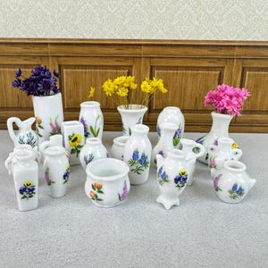 Dollhouse vases, Miniature сeramic pots and vases, Mini porcelain vases, Tiny Vase for Cat Whiskers, 1:12 Scale Flower Vase