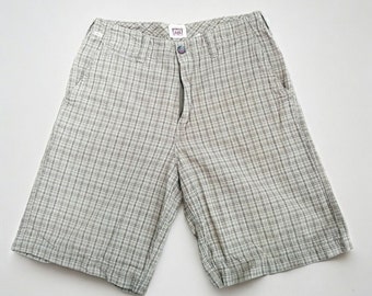 Vintage 00S levis tab twills checked bermuda shorts size W.32