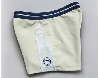 Sergio Tacchini vintage 80S beige tennis shorts with rare cloth side bands size 46 -S