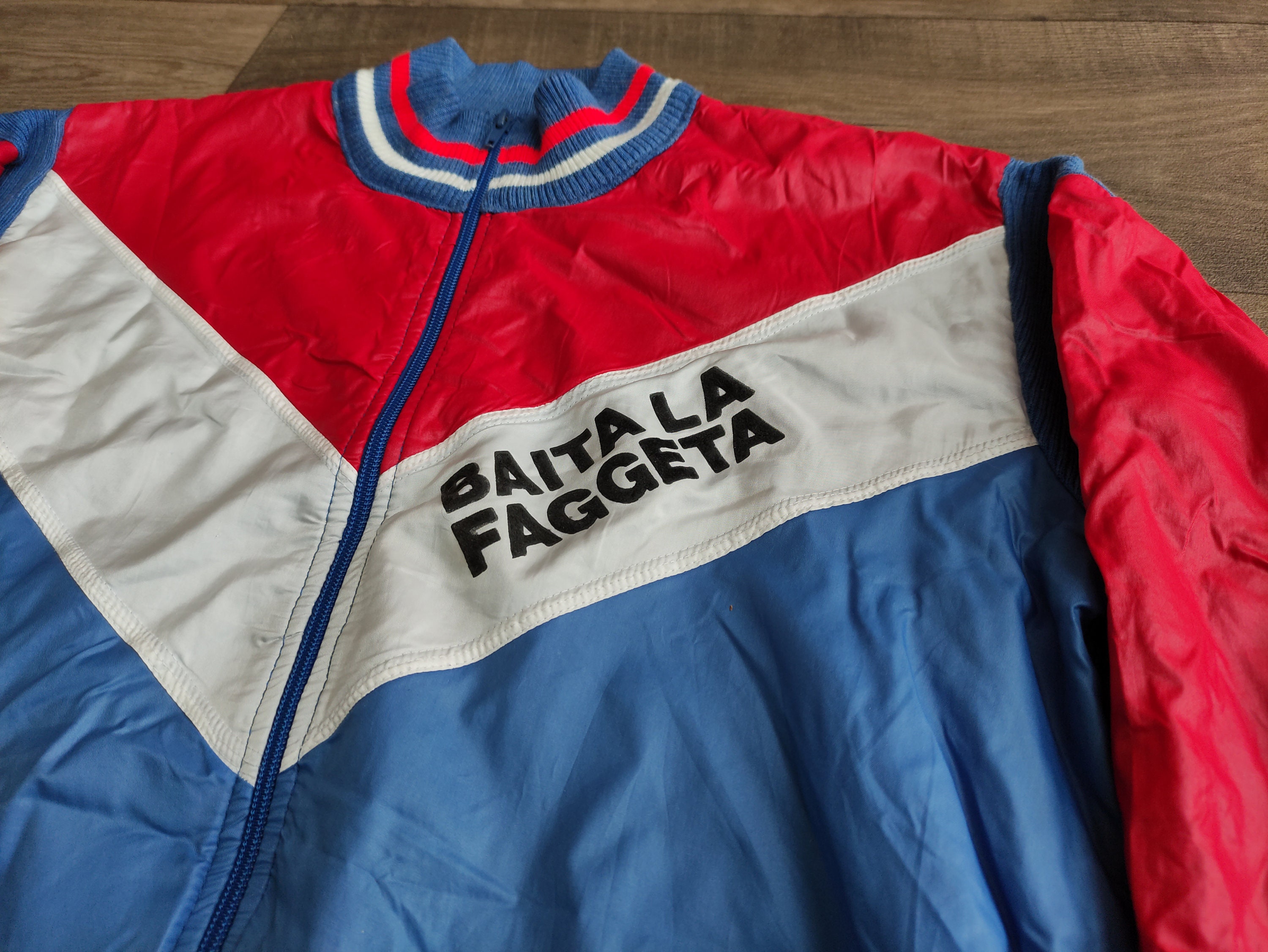 Chaqueta ciclismo amateur vintage 90S G.C lésbica 3000x2253 foto Chaqueta ciclismo amateur vintage 90S G.C