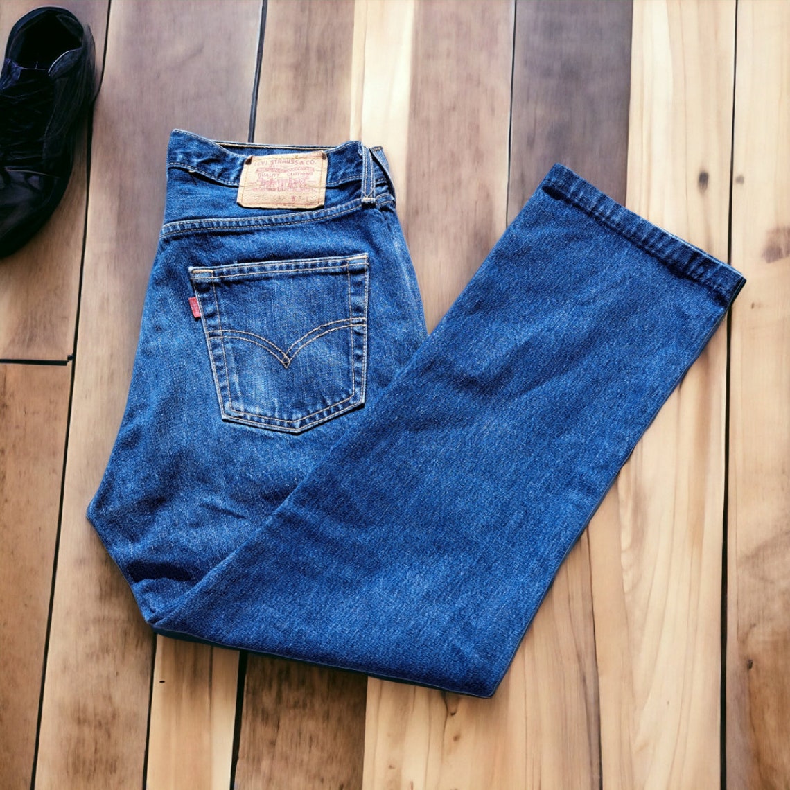 Levis 595 jeans blu fatto in Spagna vintage 90S taglia w.34 L.34 accorciato, foto 2 di 5
