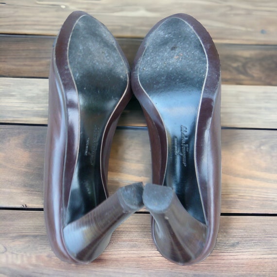 Decolte ferragamo deals