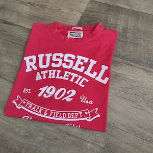 Vintage 00s Russel Athletic red t-shirt size 16 years xs/s adult