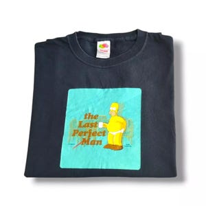 Fruit of The Loom Homer Simpson tshirt cartoon vintage 00S datata 2005 l'ultimo uomo perfetto tg.L