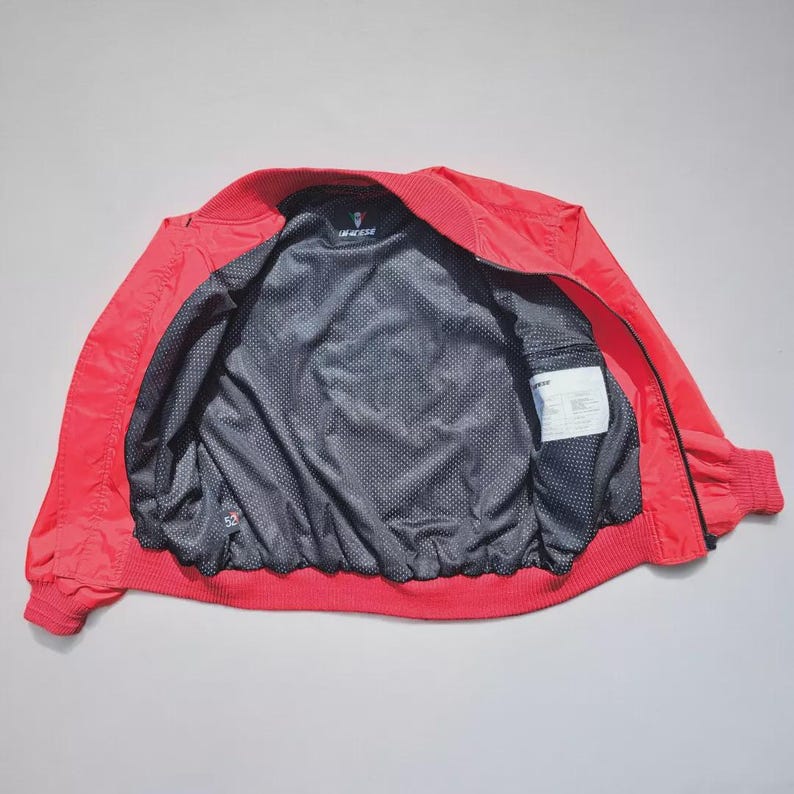 Dainese herrmotorcykeljacka, liten lapp framtill, stor lapp baktill, 100 % nylon, storlek 52-XL bild 11