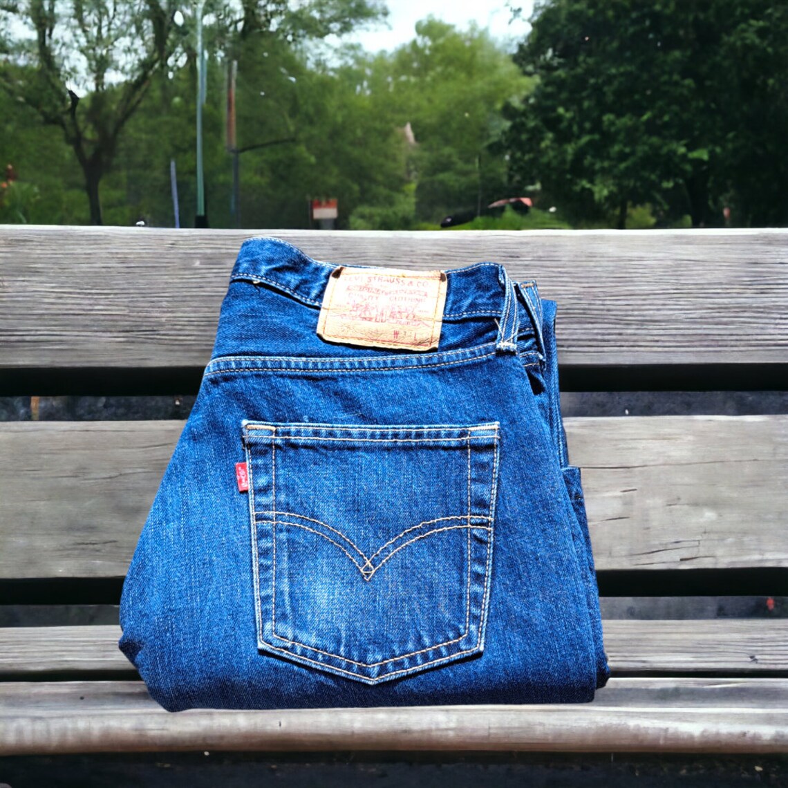 Levis 595 jeans blu fatto in Spagna vintage 90S taglia w.34 L.34 accorciato, foto 1 di 5