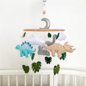 Dinosaur baby mobile, dinosaur nyrsery decor, dinosaur mobile, baby mobile, baby crib mobile, custom baby mobile, dinosaur baby shower