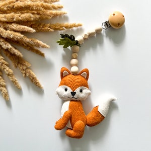 Fox stroller toy, woodland stroller mobile, hanging pram toy, sensory toy, pram accessory, new baby gift, unisex baby gift