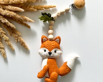 Fox stroller toy, woodland stroller mobile, hanging pram toy, sensory toy, pram accessory, new baby gift, unisex baby gift