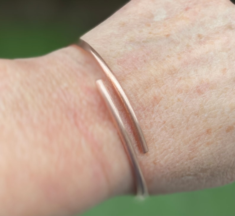 Copper bracelet minimalist overlap bangle arthritis circulation health wellbeing healing unisex gift women men anniversary