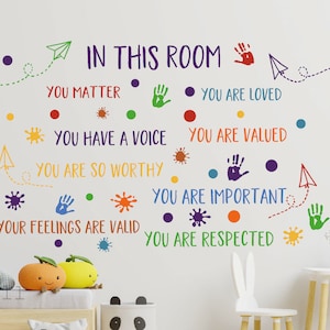 &quot; Klassenzimmer Schild Regenbogen Farbe Wandbild Leseraum Wand Kunst &quot;&quot;In this space You Are Keyed-Loved-Wichtig&quot;&quot; - Inspirational Wall Art.&quot;