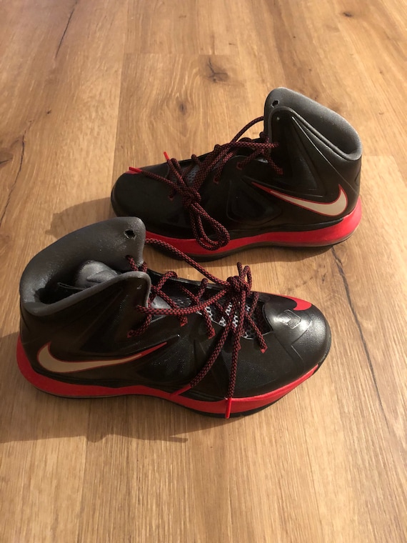Nike Lebron James 10 Pressure Size 5.5