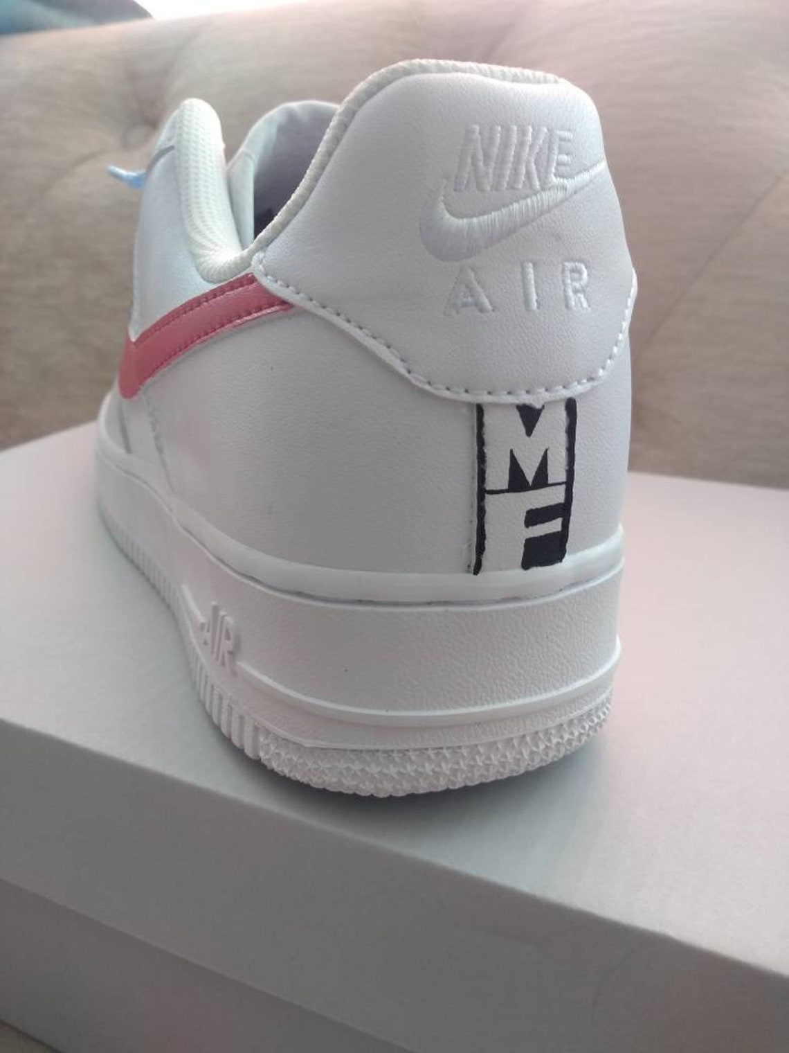 air force 1 hot pink swoosh