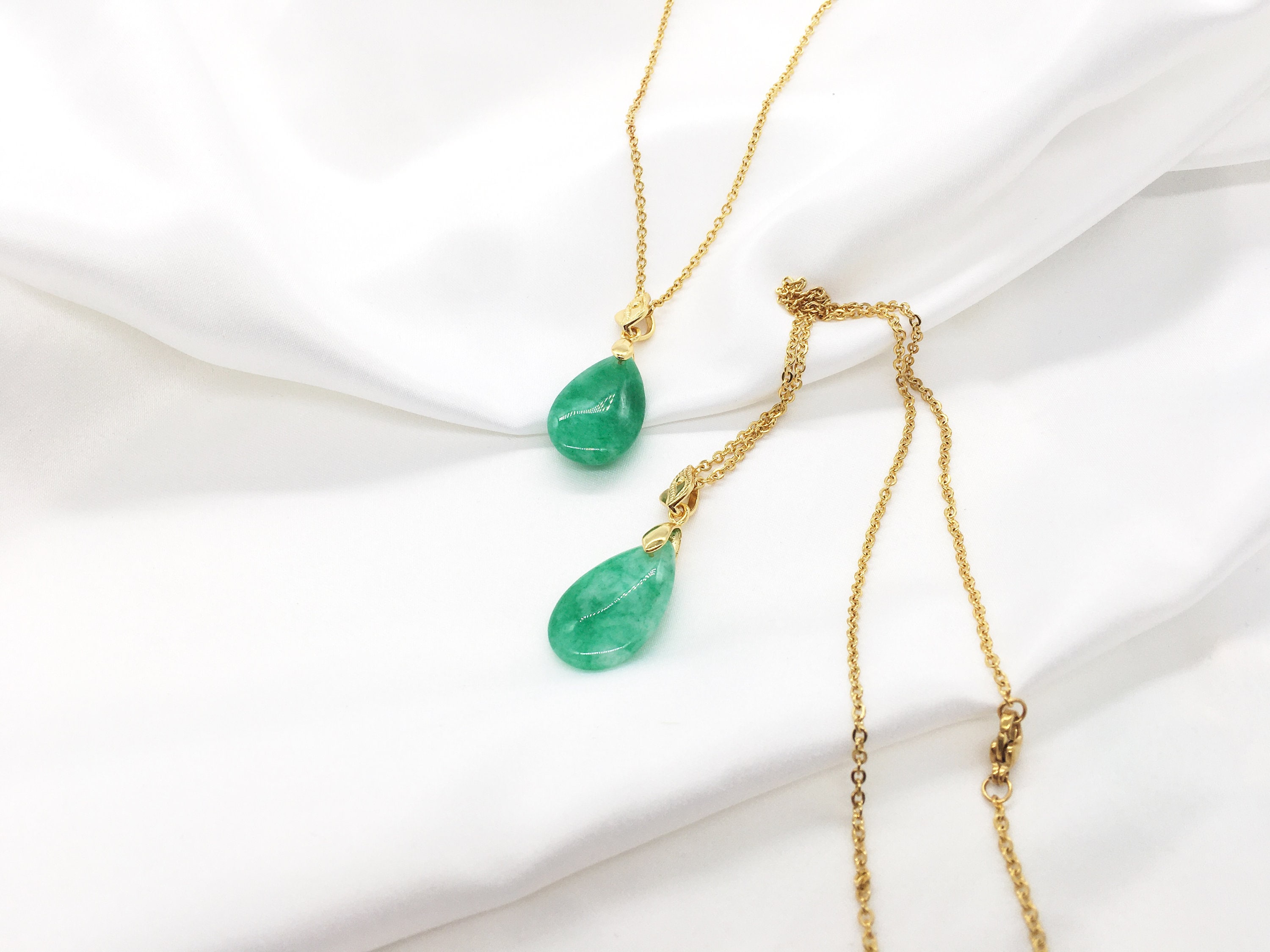 Radhi devlukia jade on sale necklace