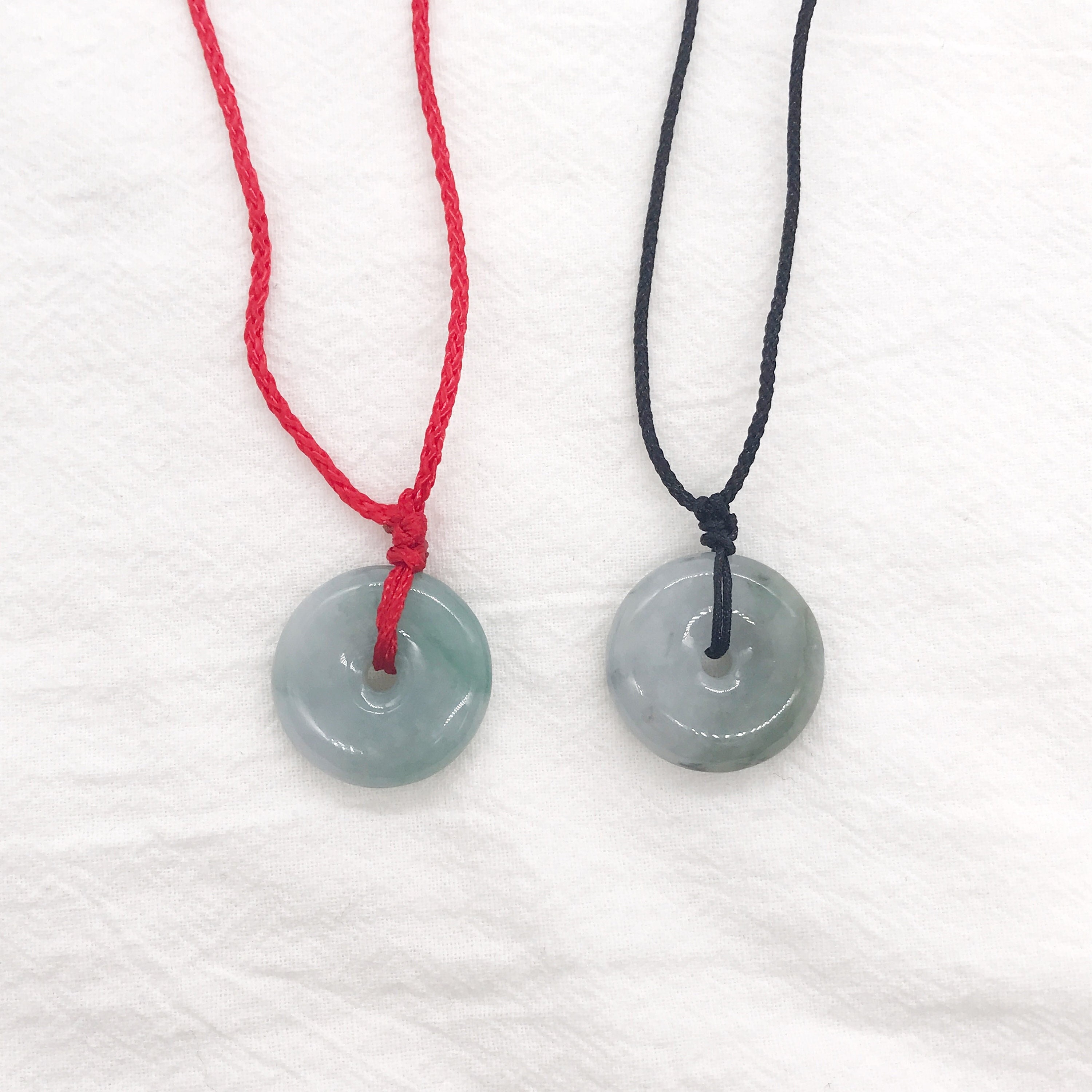 Fast Shipping Natural Hetian Jade Lucky Red String Necklace Full Moon Gift  Jade Money Moon Gift Box Xianglong - Shop Cheng Necklaces - Pinkoi