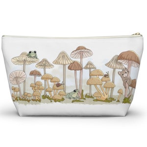 Mushroom Zipper Pouch, Mushroom Zipper Bag, Mushroom Bag, Canvas Makeup Bag, Travel Organizer, Forestcore (2 sizes)