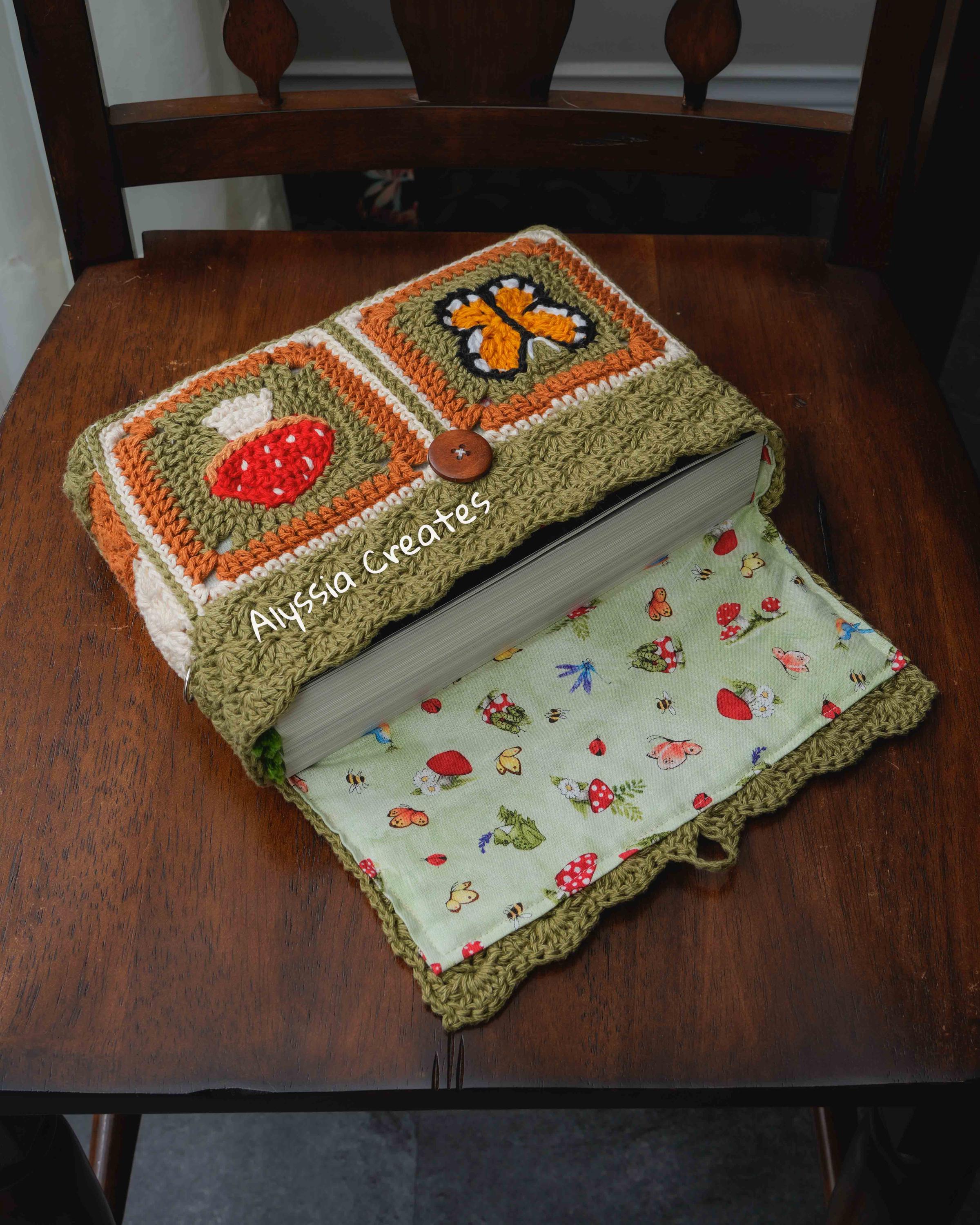 14 Mushroom Bag Crochet Patterns for Whimsical Cottagecore Style 12 Butterfly and Mushroom Book Sleeve Bag Crochet
