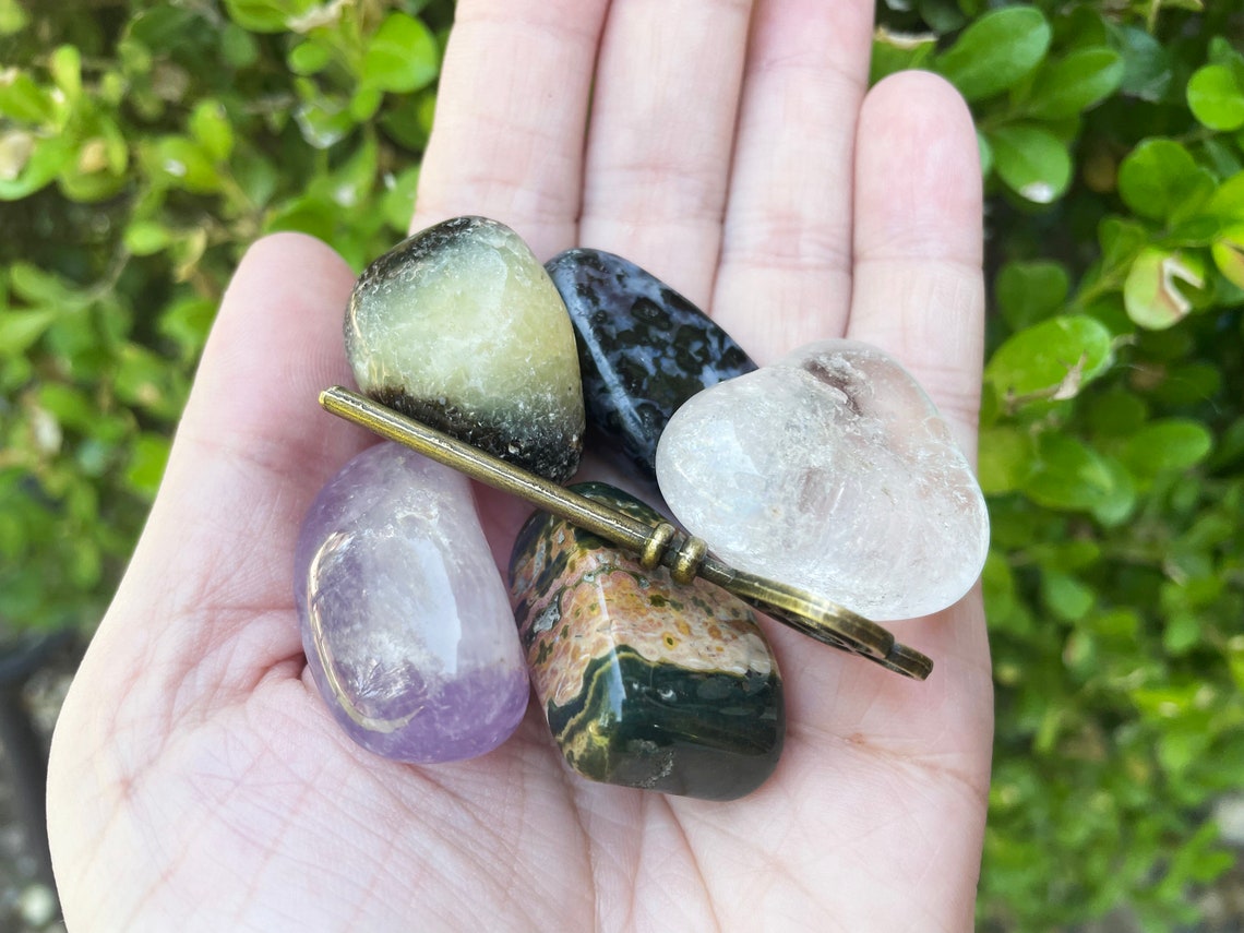 Witches and Psychics Crystal Set Witchcraft Stones Kit - Etsy