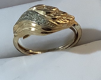 Avon Unique Vintage, Signed Gold Plate, Leaf Textured, Ring, size 7