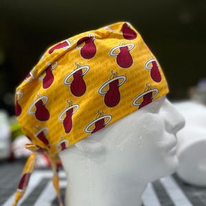 MIAMI HEAT BASKETBALL scrub cap hat anesthesia nurse doctor Skully surgical cancer headwrap cover chef vet biker helmet medical school adjus