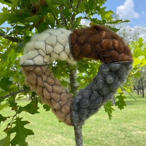Handmade Alpaca Fiber Bird Nesting Heart: Nature-Inspired Yard Art