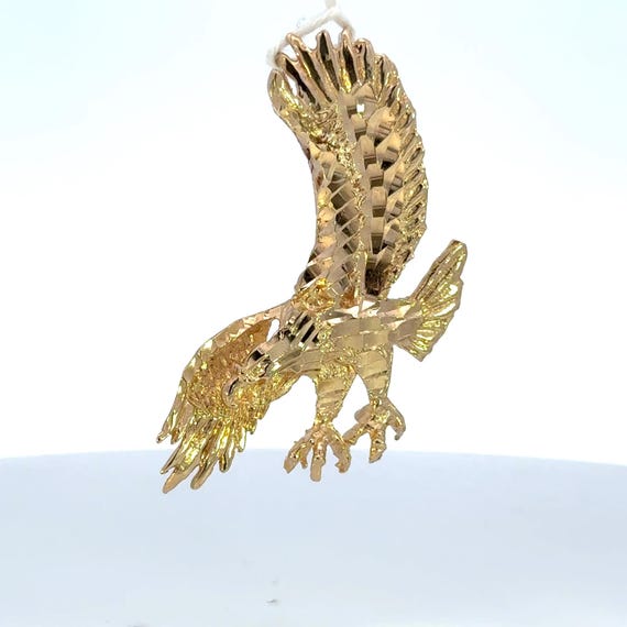 Vintage 14K Solid Gold Diamond-Cut Eagle Pendant - image 4
